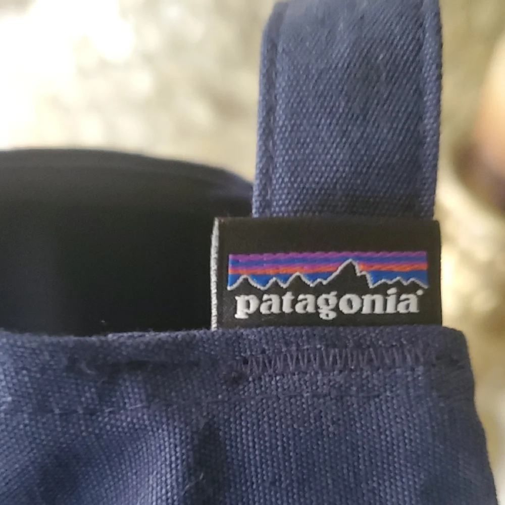 Patagonia Dark Blue Cap with Strap Unisex - Picture 6 of 9